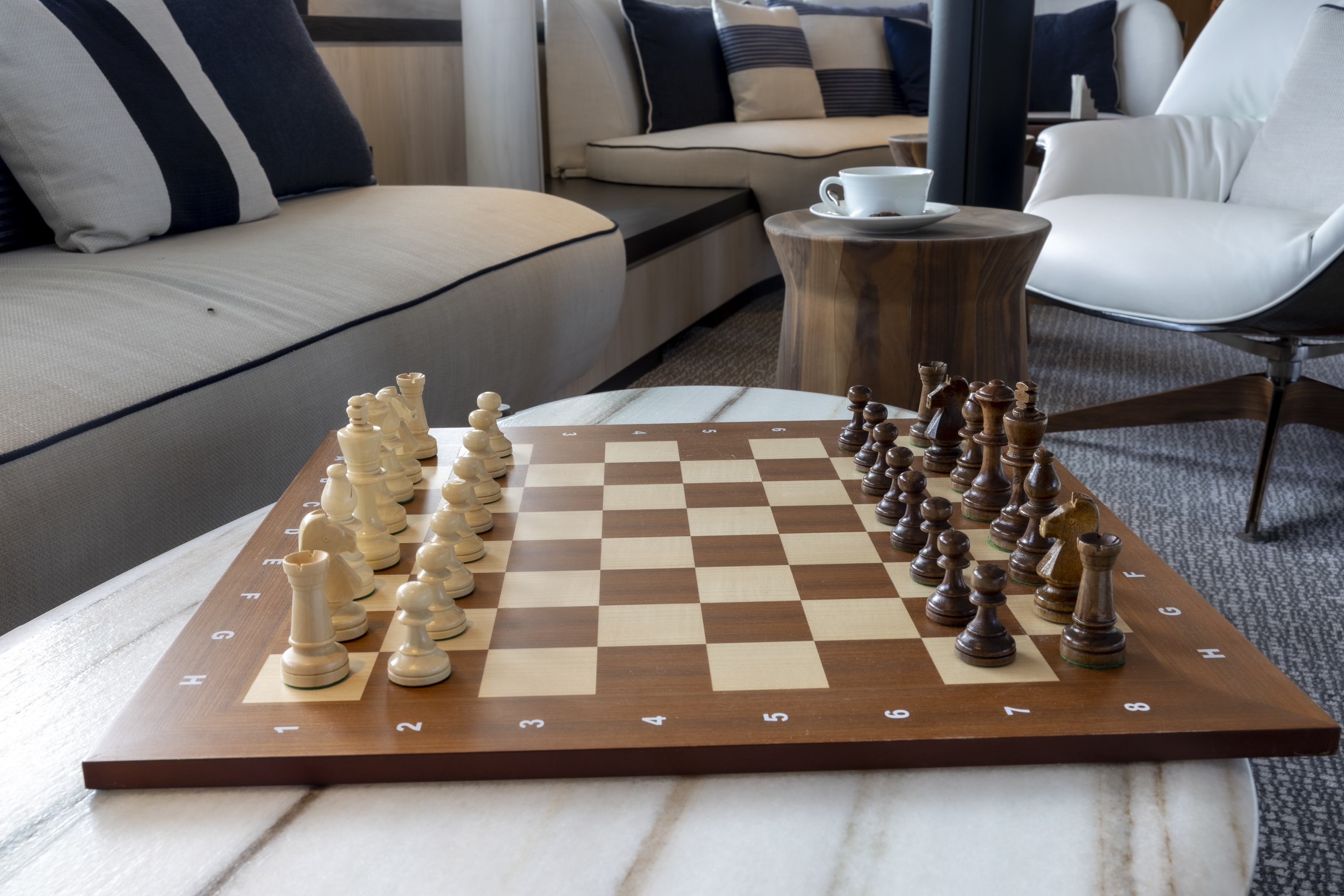 Le Ponant - Emeraude Lounge and Bar - Alizés Deck